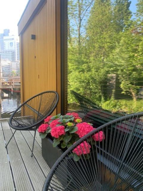 Ferienwohnung Beautiful Amstel Houseboat Amsterdam Exterior foto